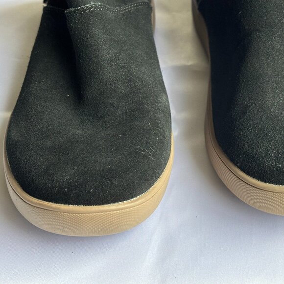 Women's Black Suede Koolaburra Ugg Booties - Picture 3 of 7